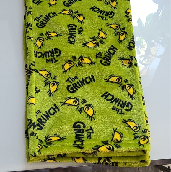 Grinch lounge pants - Picture 2 of 5